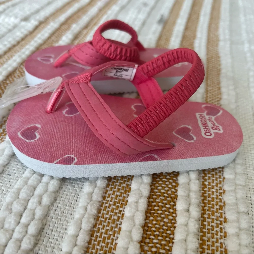 OshKosh B'Gosh Heart Flip Flops Toddler S (5/6) NWT‎